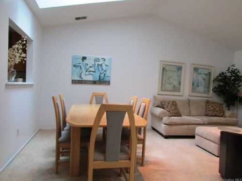 73 Hidden Ridge Dr, Monticello NY  12701-3083 exterior