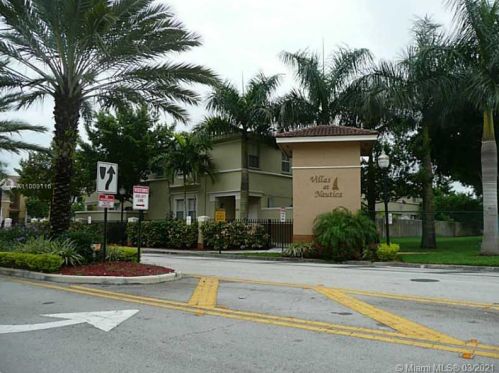 15574 39th St, Hollywood, FL 33027-4800