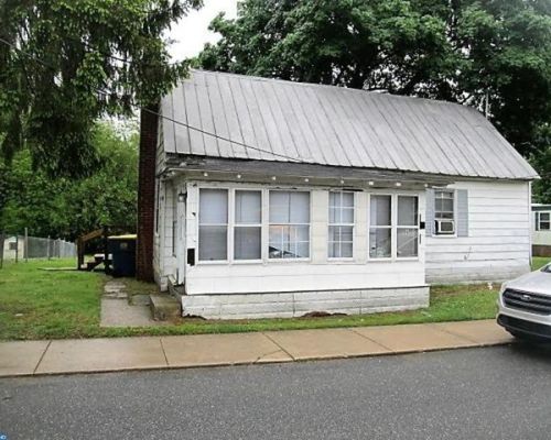 4 Jackson St, Frederica, DE 19946-4623