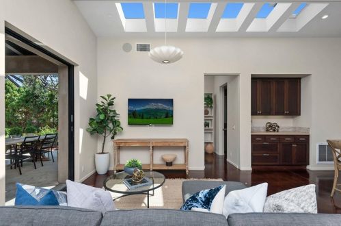 548 Rios Ave, Solana Beach, CA 92075-1246