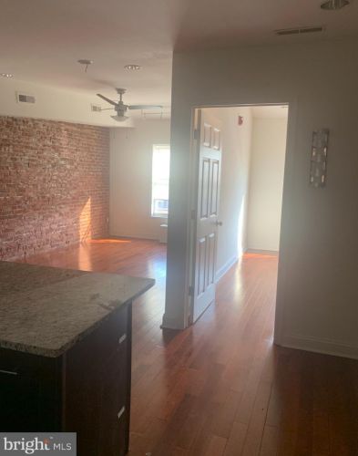 1633 3rd St, Philadelphia PA  19122-3002 exterior