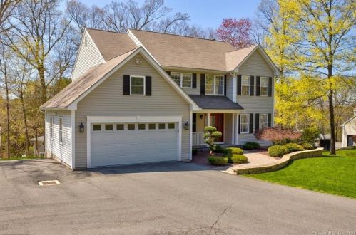 1480 Flanders Rd, Southington, CT 06489-1604