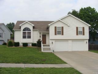 600 Brookwood St, Leavenworth KS  66043-2212 exterior