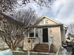 326 Frederick Ave, North Bellmore, NY 11710-3534