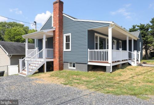 650 George St, Charles Town WV  25414-1461 exterior