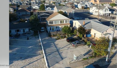 115 Washington Ave, Lavallette, NJ 08735-2352