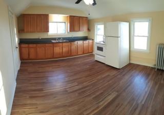 9025 Hampton Ave, Milwaukee WI  53225-4915 exterior
