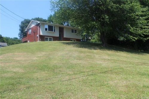 45 Cross Rd, Marlborough, NY 12542-6011