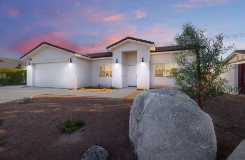 67745 Medano Rd, Cathedral City, CA 92234-3424