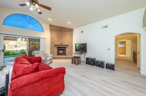 508 Heatherwood Dr, Madera CA  93637-2744 exterior