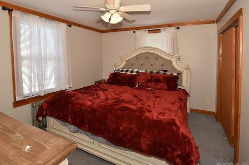 29 Ash St, Norwich CT  06351-1804 exterior