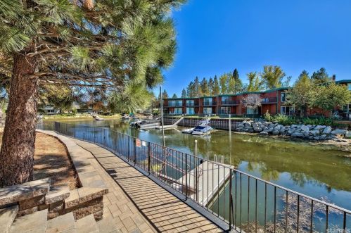 2074 Traverse Ct, South Lake Tahoe, CA 96150-6725