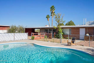 4315 Newland Dr, Tucson, AZ 85745-9509