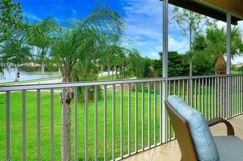 6693 Alden Woods Cir, Naples, FL 34113-5603