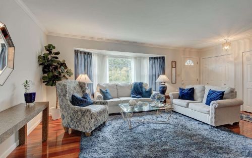 146 Oyster Bay Rd, Matinecock, NY 11560-2345