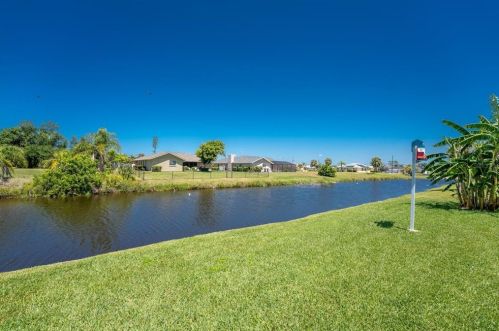 33 Bunker Cir, Placida FL  33947-2109 exterior