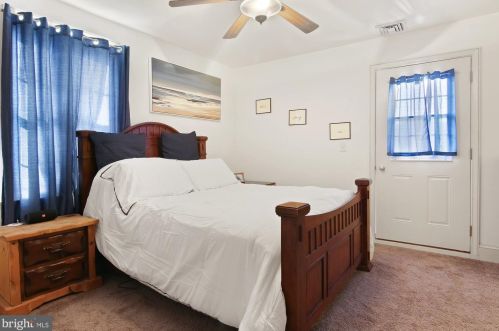 30 Main St, Camp Hill PA  17011-6326 exterior