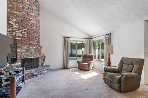 745 Beaverbrook Ln, Glendora CA  91740-4505 exterior