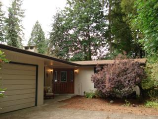 4117 23rd Ave, Olympia, WA 98516-3703