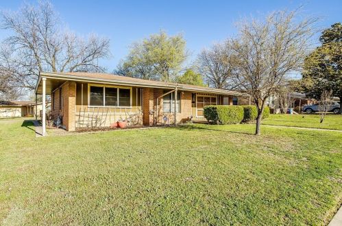 4408 Bonnie Dr, Fort Worth, TX 76116-1442