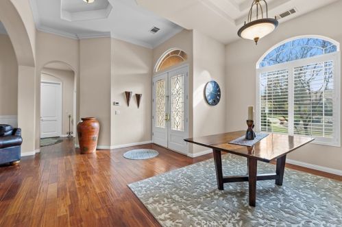 10504 Chesterfield Ct, Bakersfield CA 93311-3722 exterior