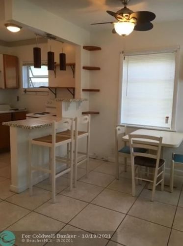 924 16 Ave, Hollywood FL 33020-2545 exterior