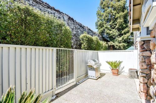 6349 Holly Gillingham Ln, San Jose, CA 95119-1218