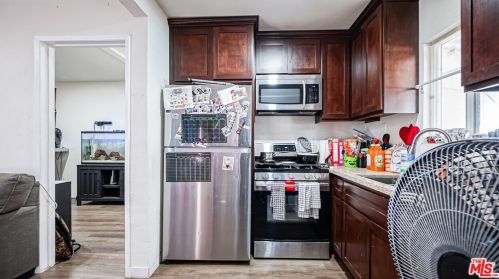 6001 Gotham St, Bell CA  90201-5523 exterior