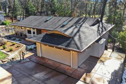 15953 Norlene Way, Grass Valley CA 95949-6877 exterior
