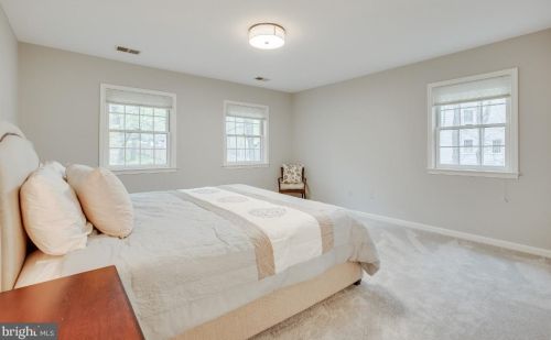 13874 Amy Ln, Nokesville VA  20181-3210 exterior