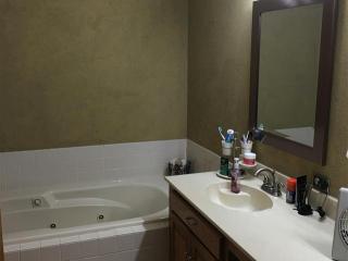 3193 Fair Oaks Dr, Lincolnton, NC 28092-8590