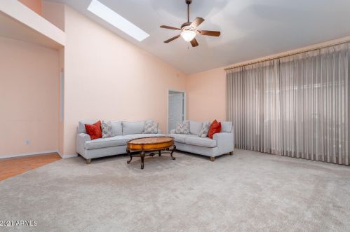 15601 11 Ave, Phoenix AZ 85021-4407 exterior