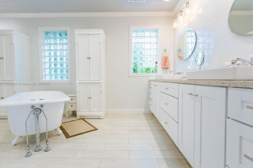 16745 Wiltshire Dr, Town Of Loxahatchee Groves FL  33470-4060 exterior