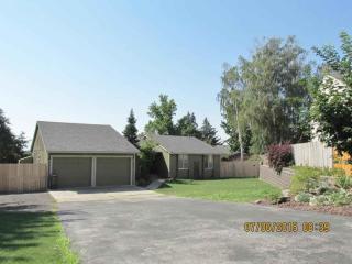7606 Yakima Ave, Yakima, WA 98908-1556