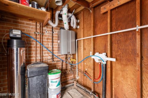 4941 Andrew St, Tucson AZ 85711-6431 exterior