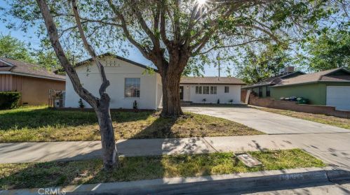43852 Fig Ave, Lancaster, CA 93534-5051