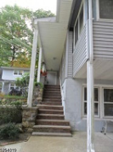 503 River Styx Rd, Hopatcong NJ  07843-1870 exterior