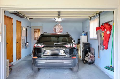 436 Ontario Ave, Bellefontaine OH  43311-2523 exterior