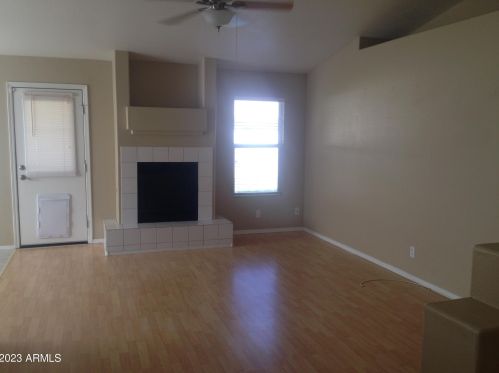 81 Patrick St, Gilbert AZ  85233-8904 exterior