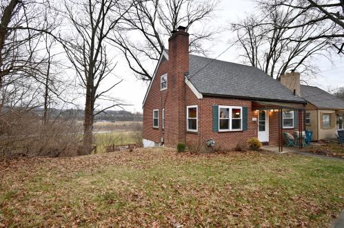 4502 Church St, Covington, KY 41015-1747