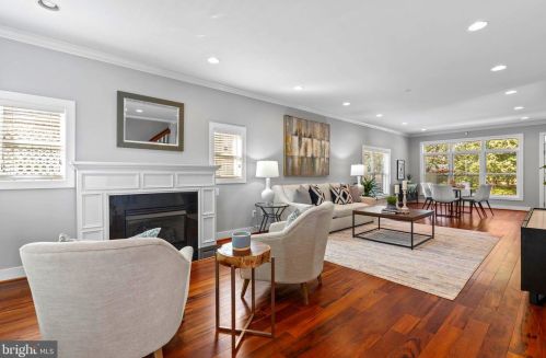1252 Evarts St, Washington, DC 20018-3711