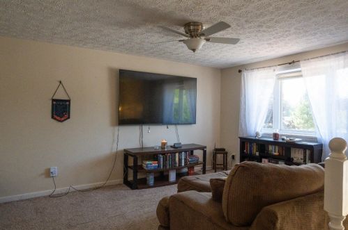 218 Marie Ct, New Haven, OH 45030-1418