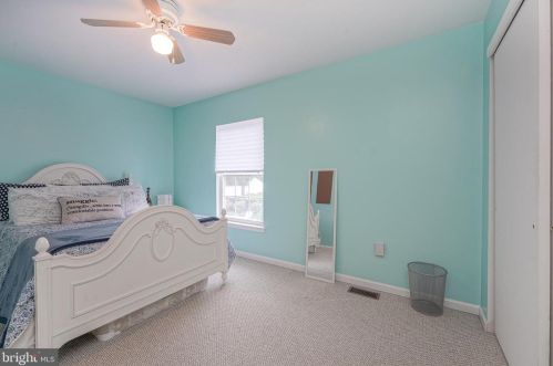 9 Flemish Way, Lumberton Township NJ  08048-4527 exterior