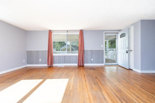 725 Eastern Ave, Bellefontaine OH  43311-2615 exterior