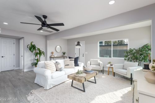 9409 4th Ave, Phoenix AZ  85021-2410 exterior