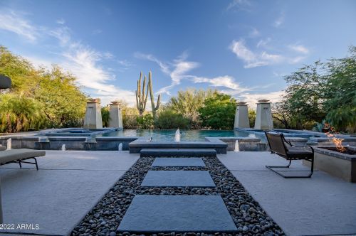 6509 Greythorn Dr, Scottsdale AZ 85262-7492 exterior