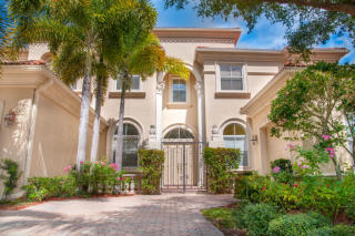 2619 Treanor Ter, West Palm Beach, FL 33414-6419