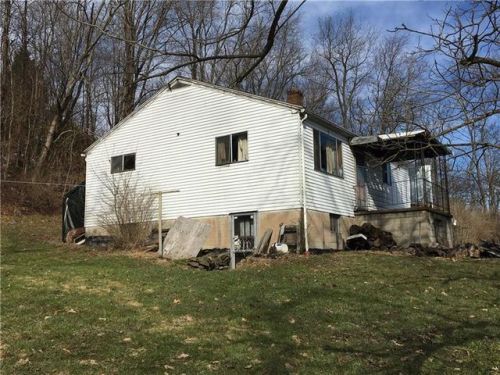 261 Jones Mills Stahlstown Rd, Stahlstown, PA 15687-1227