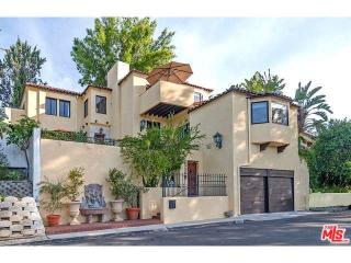 3336 Primera Ave, Los Angeles, CA 90068-1550