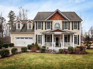 104 Yarrow Ln, Biltmore Lake, NC 28715-7501